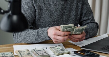 Image on theme 'What affects the price a tech recruitment agency could charge you'